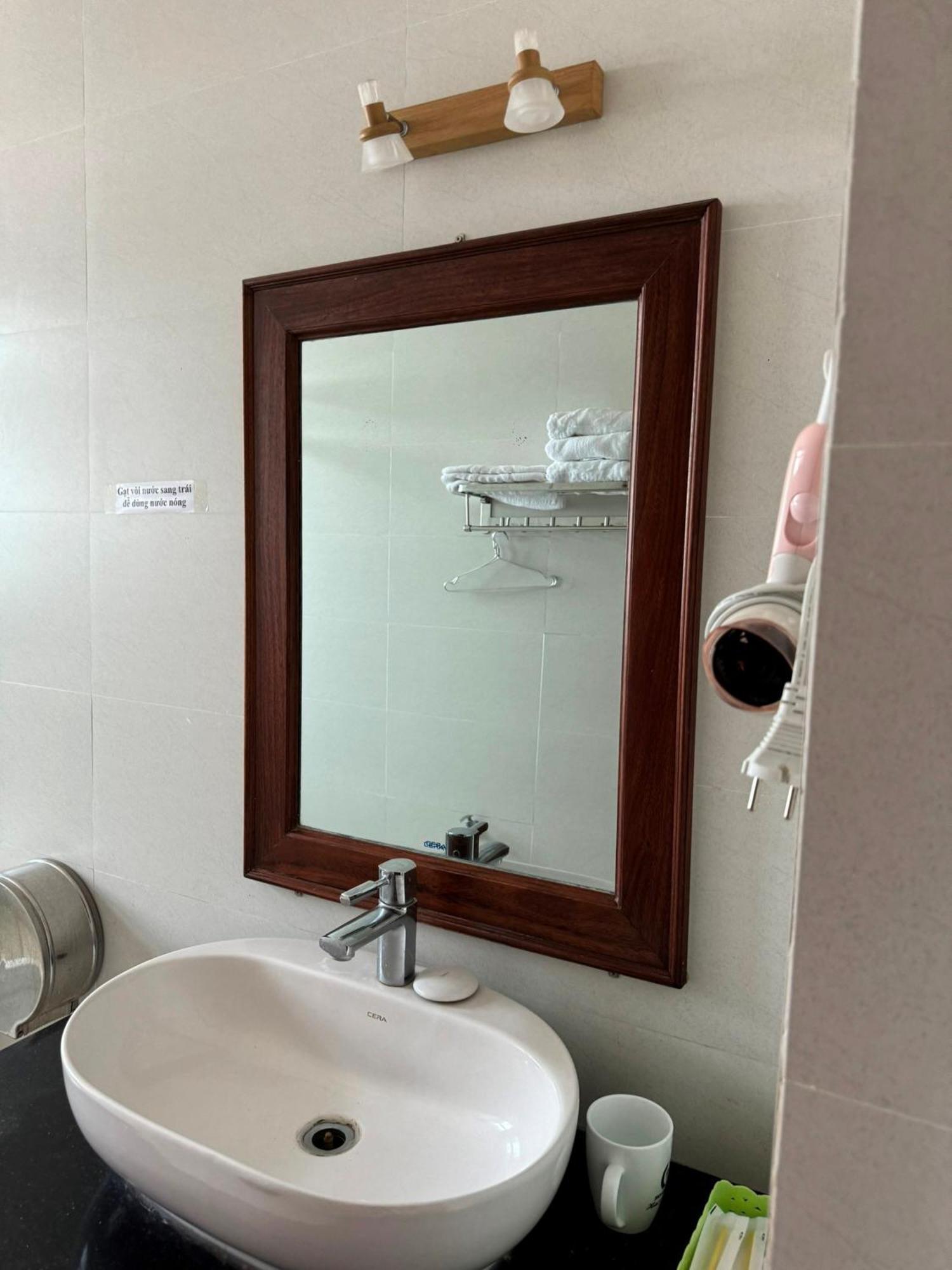 Hoang Khiem Hotel Pleiku Exterior foto