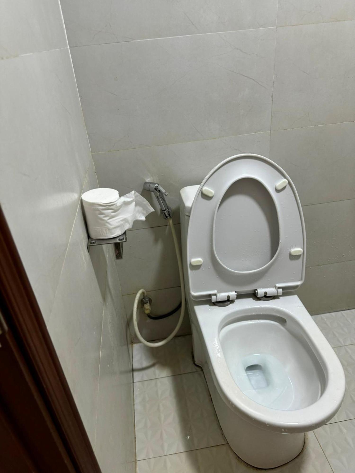 Hoang Khiem Hotel Pleiku Exterior foto